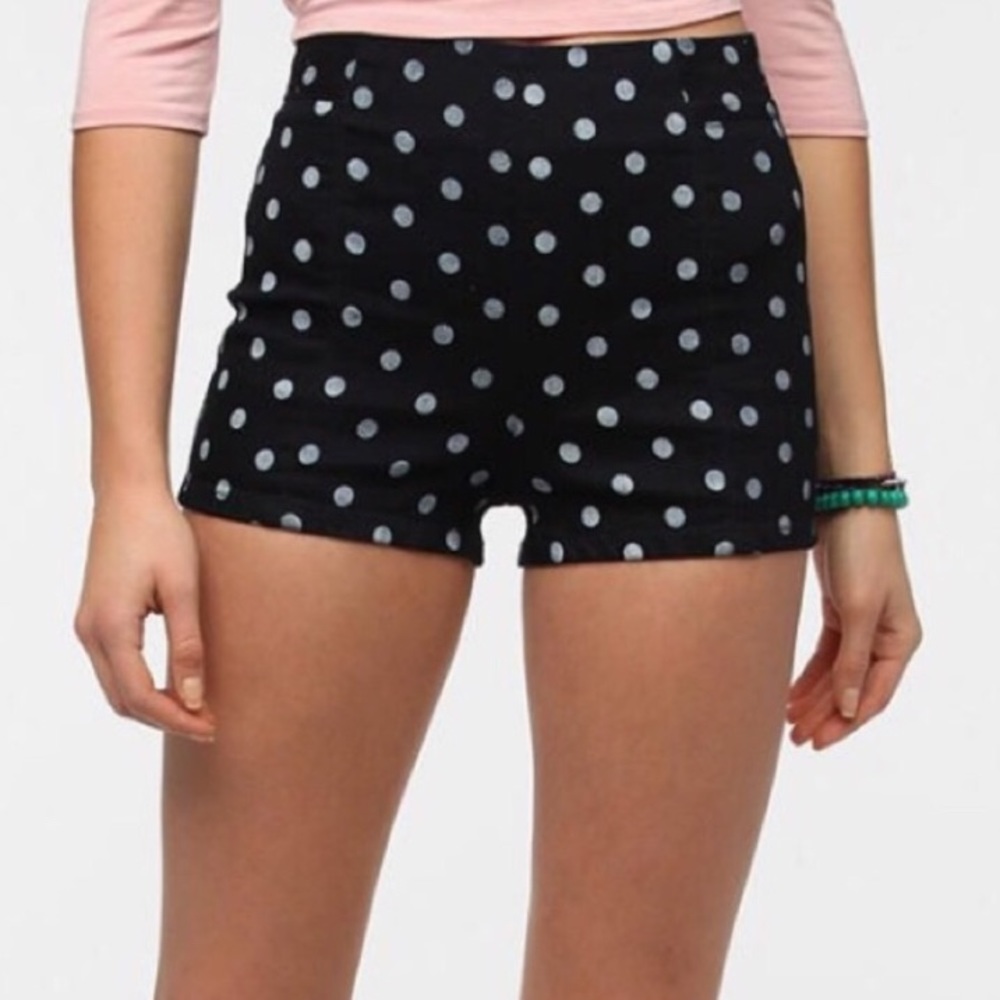 Kimchi Blue super high waist shorts